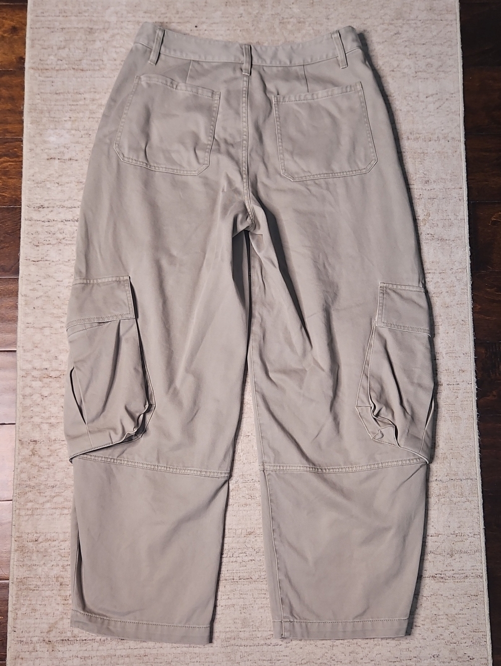 FRAME The Bubble Cargo Pants - Picture 9 of 10